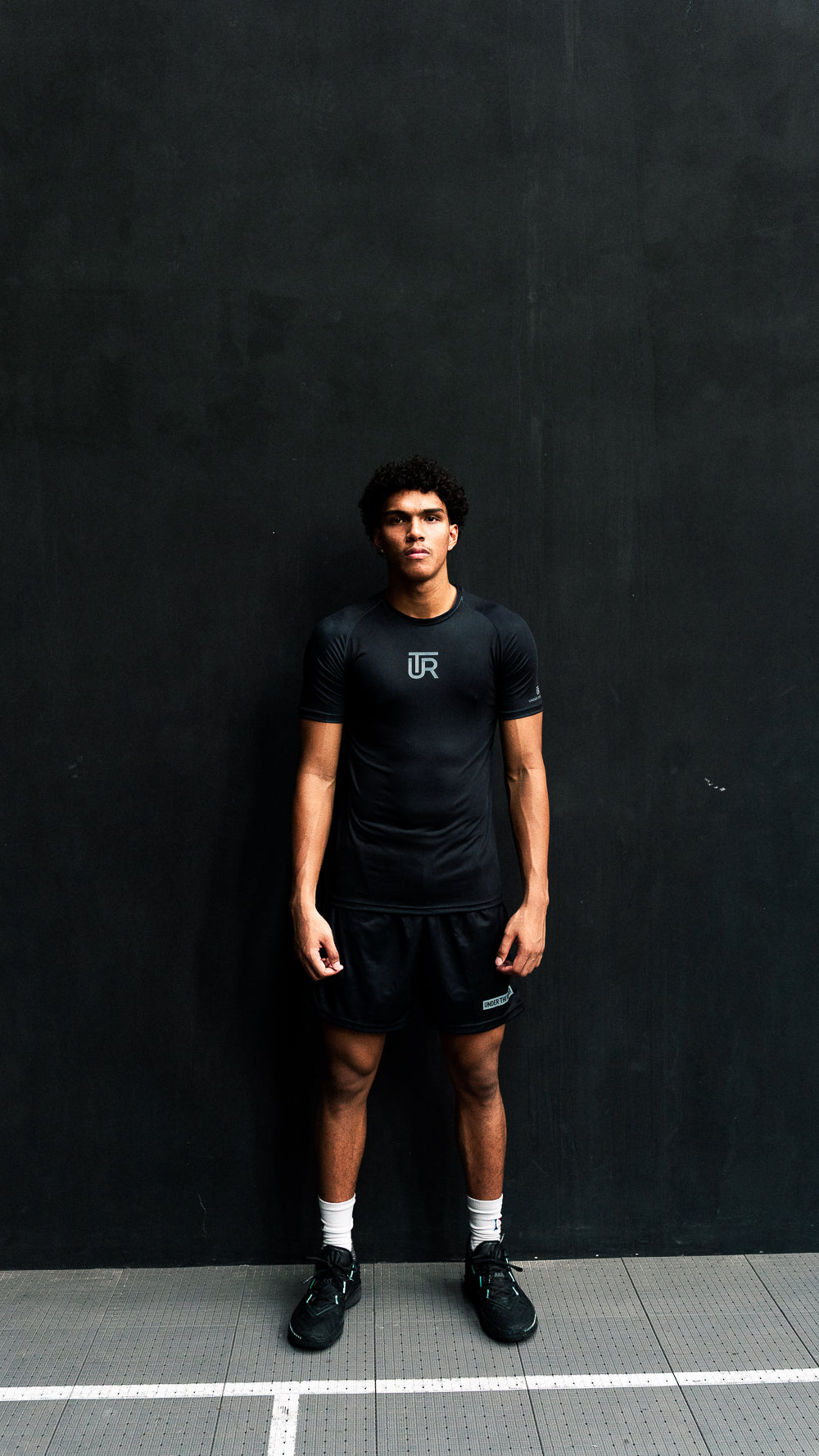 UTR Classic Short Sleeve- Black